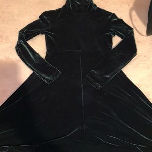 Long sleeve vevletdress